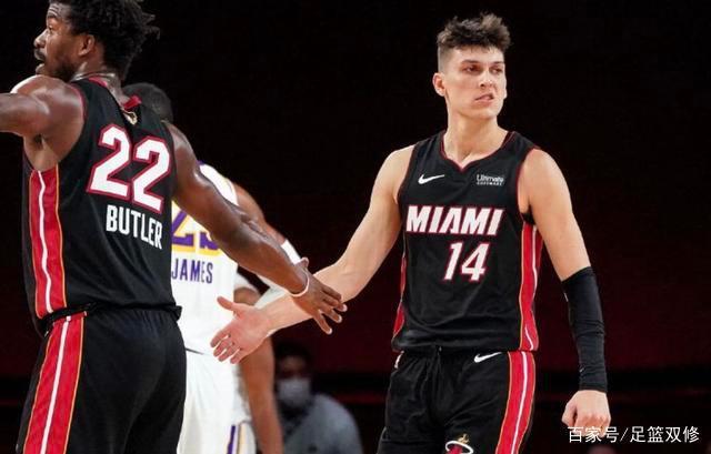 利用足球赛 利用足球赛